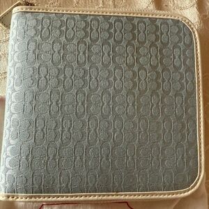RARE-NEW COACH Zippered CD CASE-light blue w/ white leather